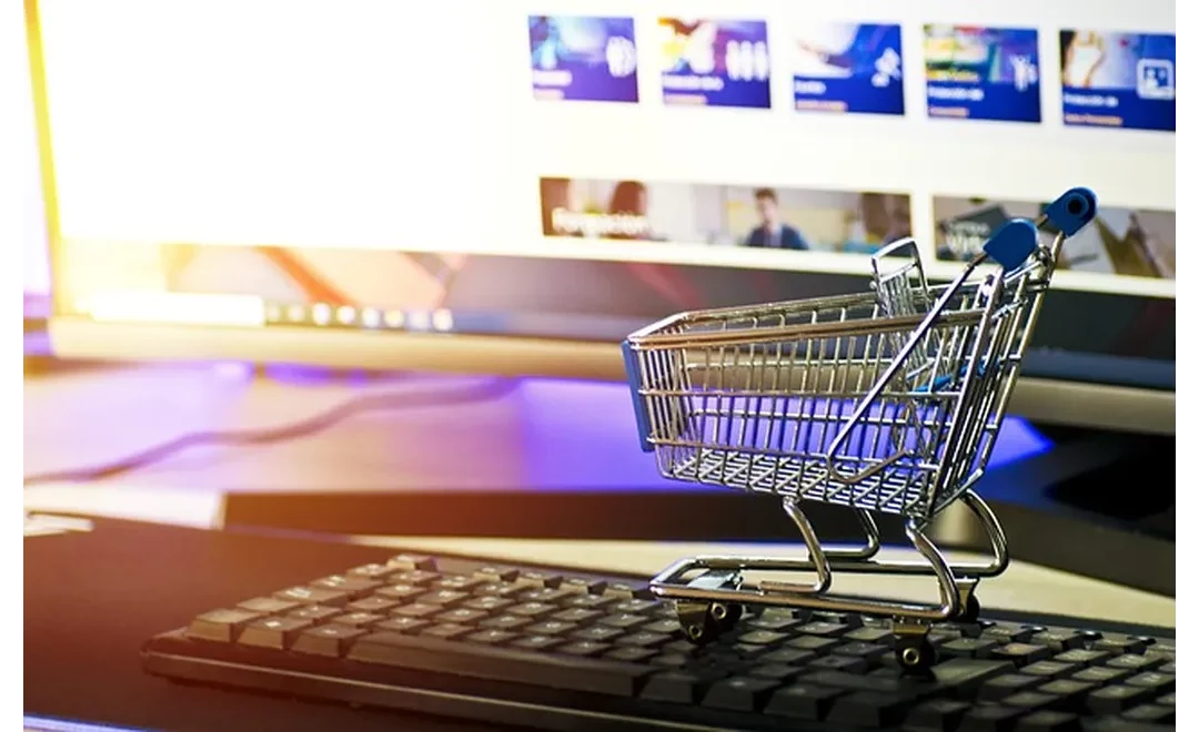 Mastering E-commerce SEO: Insights from Emily Rodriguez on Optimizing Product Variants